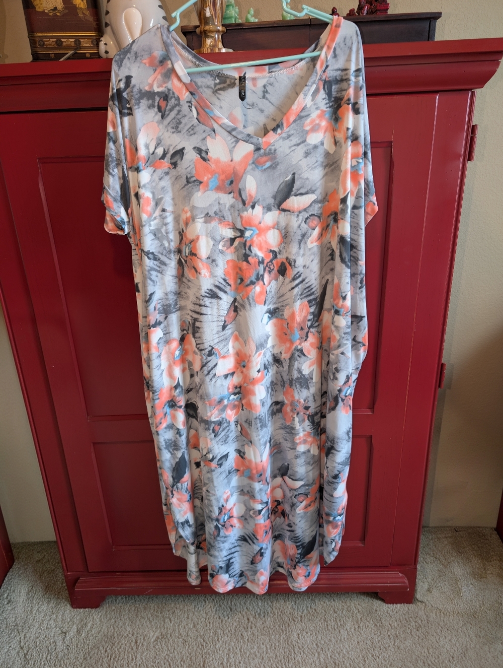 Floral V-Neck Casual Maxi Dress in Coral and Gray